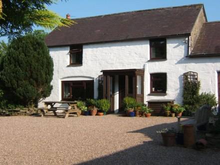 Llwyncrwn Farm Holiday Cottages